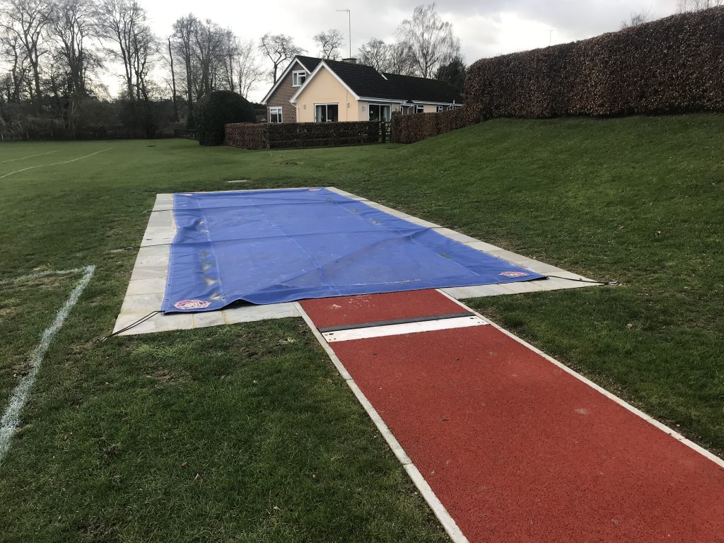 Long jump facility